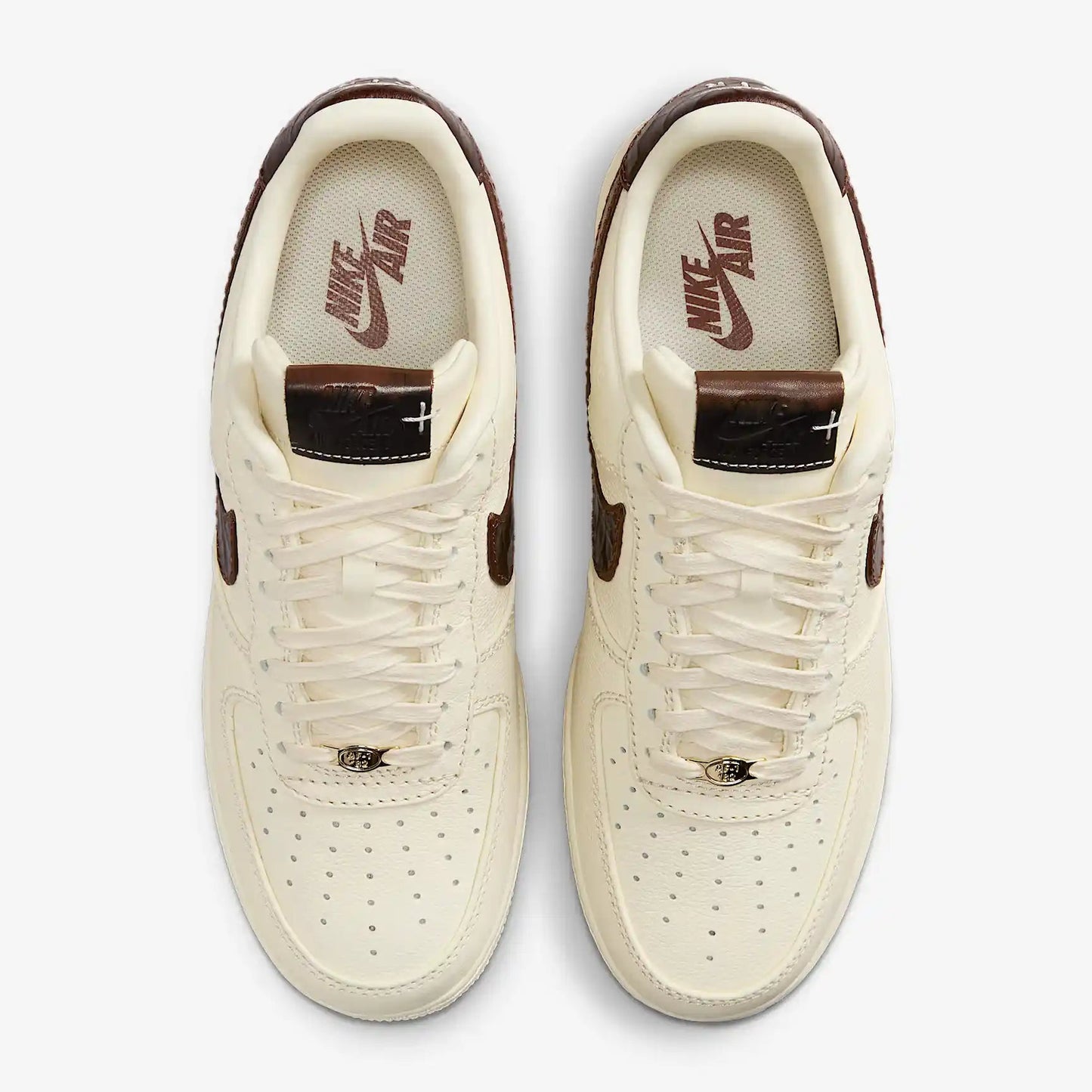 Tênis Nike Bege Air Force 1 Low Soft Pearl Par Visto De Cima