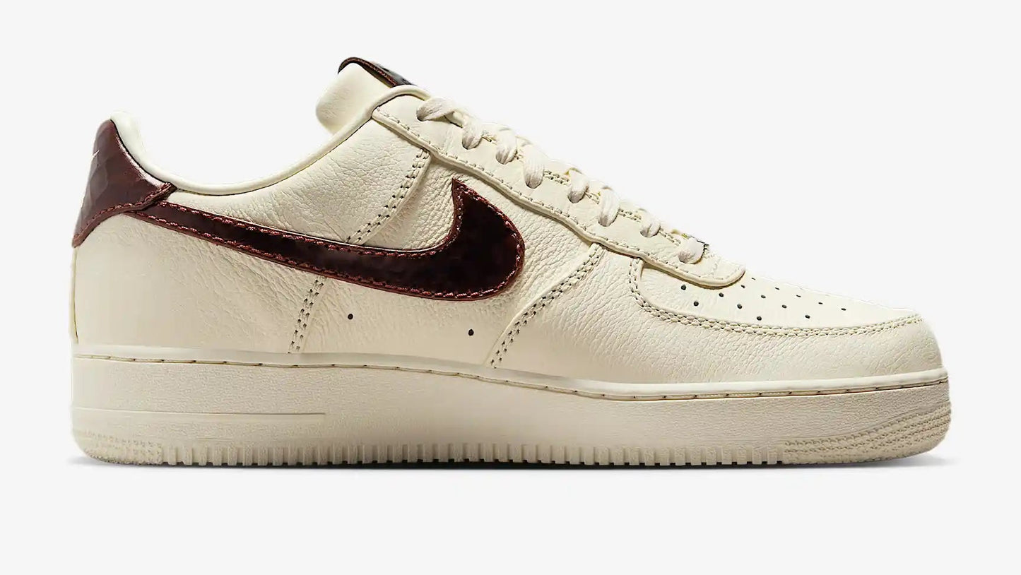 Tênis Nike Bege Air Force 1 Low Soft Pearl Sendo Capa do Produto