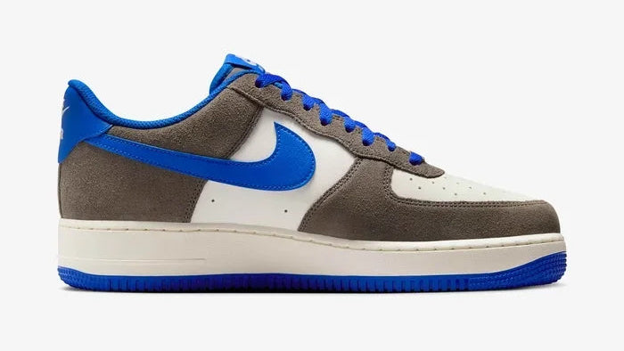 Tênis Nike Cinza Air Force 1 Low Cave Stone Hyper Royal Capa do Produto