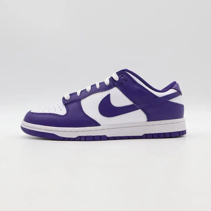 Tenis Roxo Nike Dunk Low Court Purple Visto de Lado