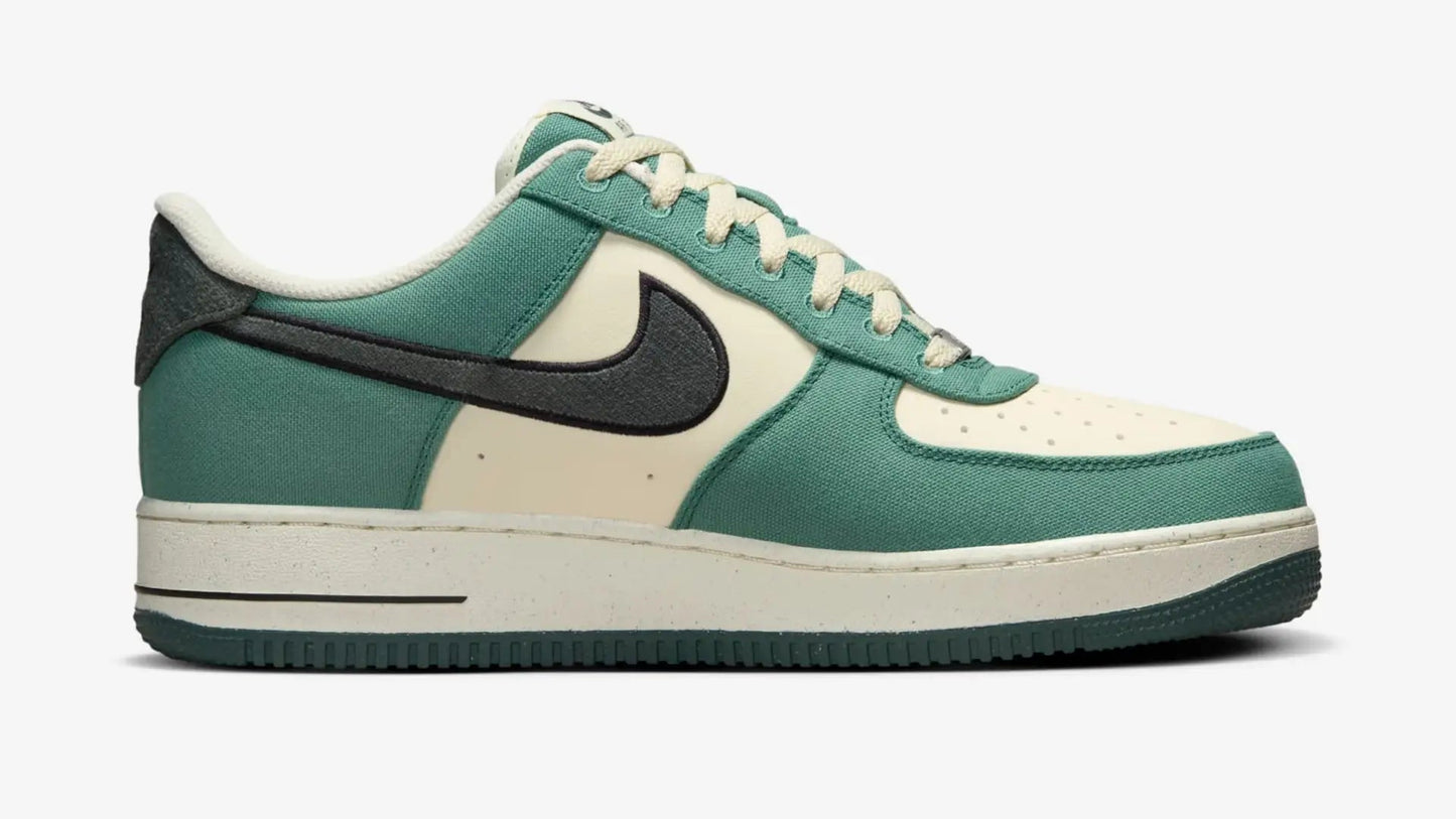 Tênis Nike Verde Masculino Air Force 1 Low Notebook Doodle Capa do Produto