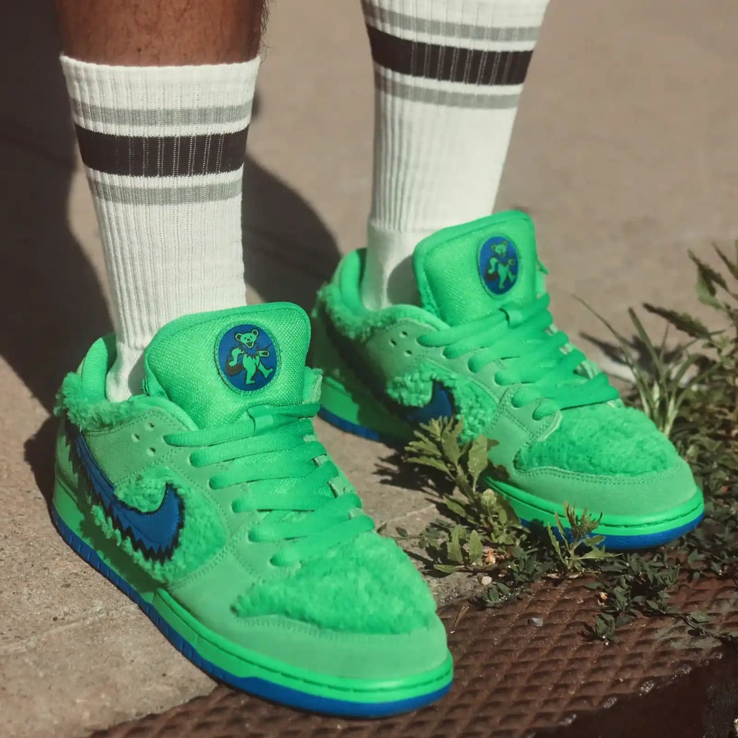 Nike SB Dunk Low Grateful Dead Bears Green