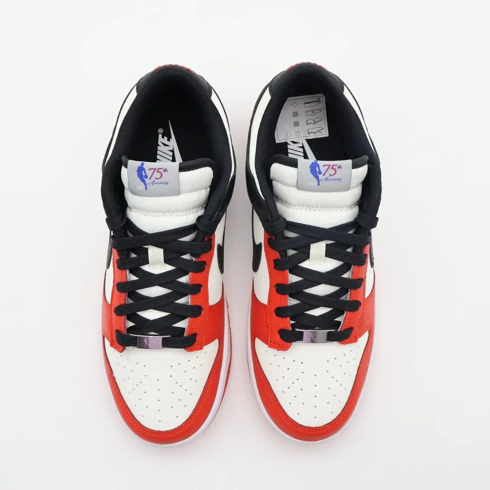 Tênis Vermelho Nike Dunk Low NBA Visto  Por CIma