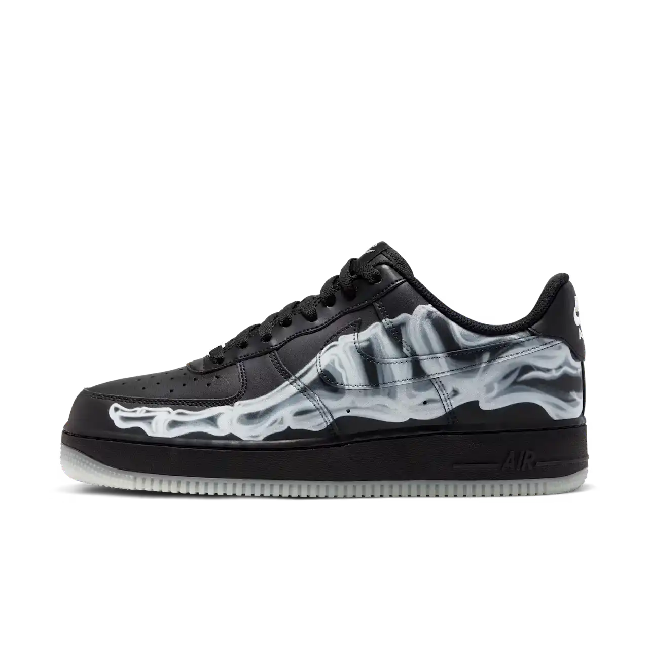 Tênis Preto Nike Air Force 1 Black Skeleton Parte Lateral Esquerda