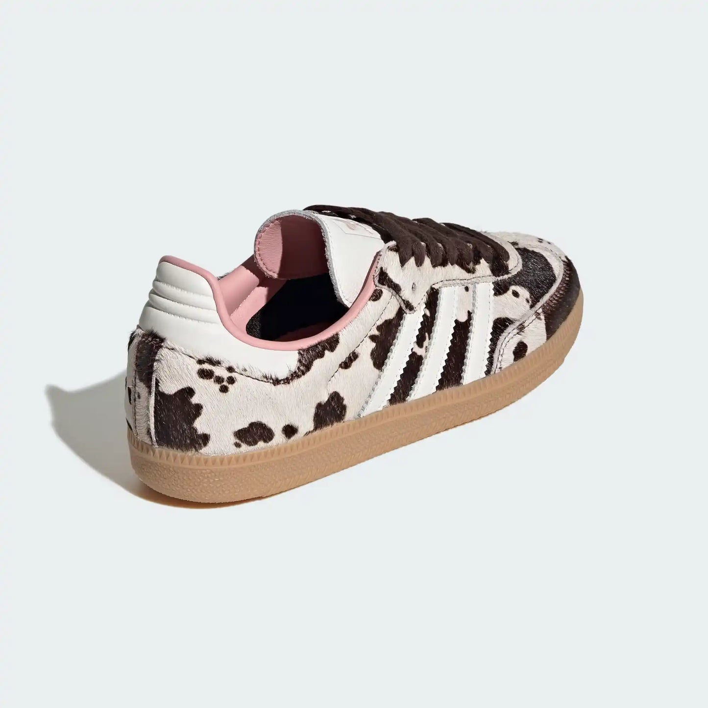 Tênis Rosa com Marrom Adidas Samba OG Cow Print Parte Traseira