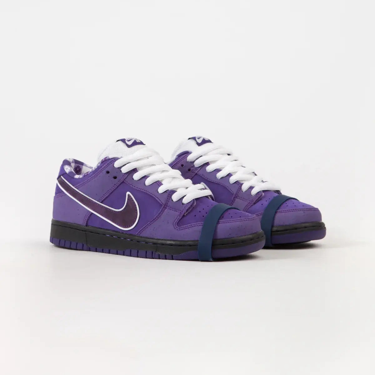 Tênis Nike Roxo Dunk Low Concepts Lobster Purple Par Visto de Frente