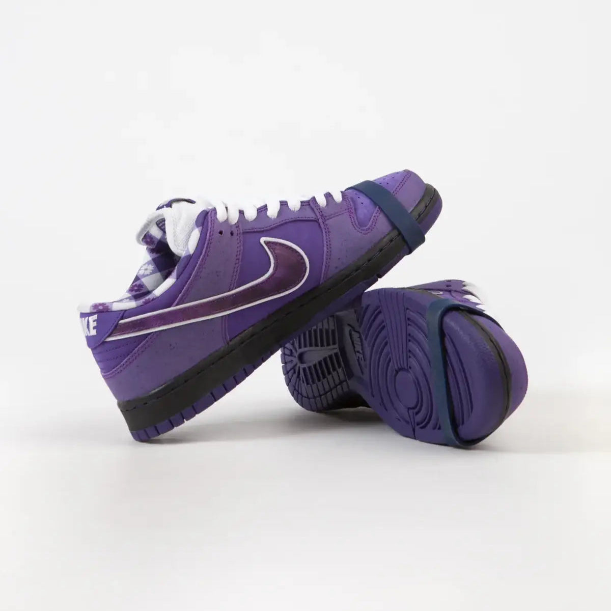 Tênis Nike Roxo Dunk Low Concepts Lobster Purple Tenis Visto em Cima do Outro