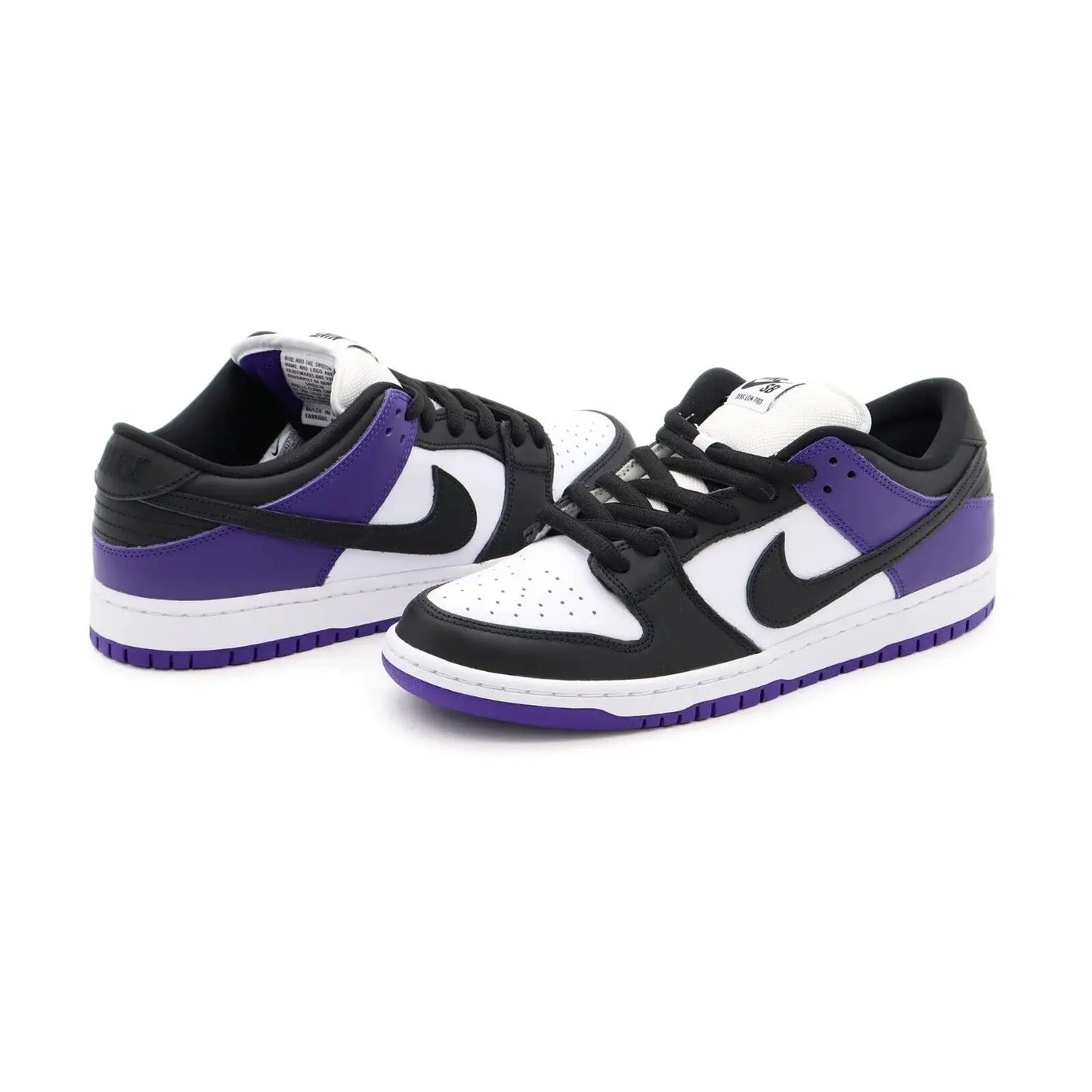 Tenis Roxo Nike Dunk Low Court Purple Par De Forma Lateral