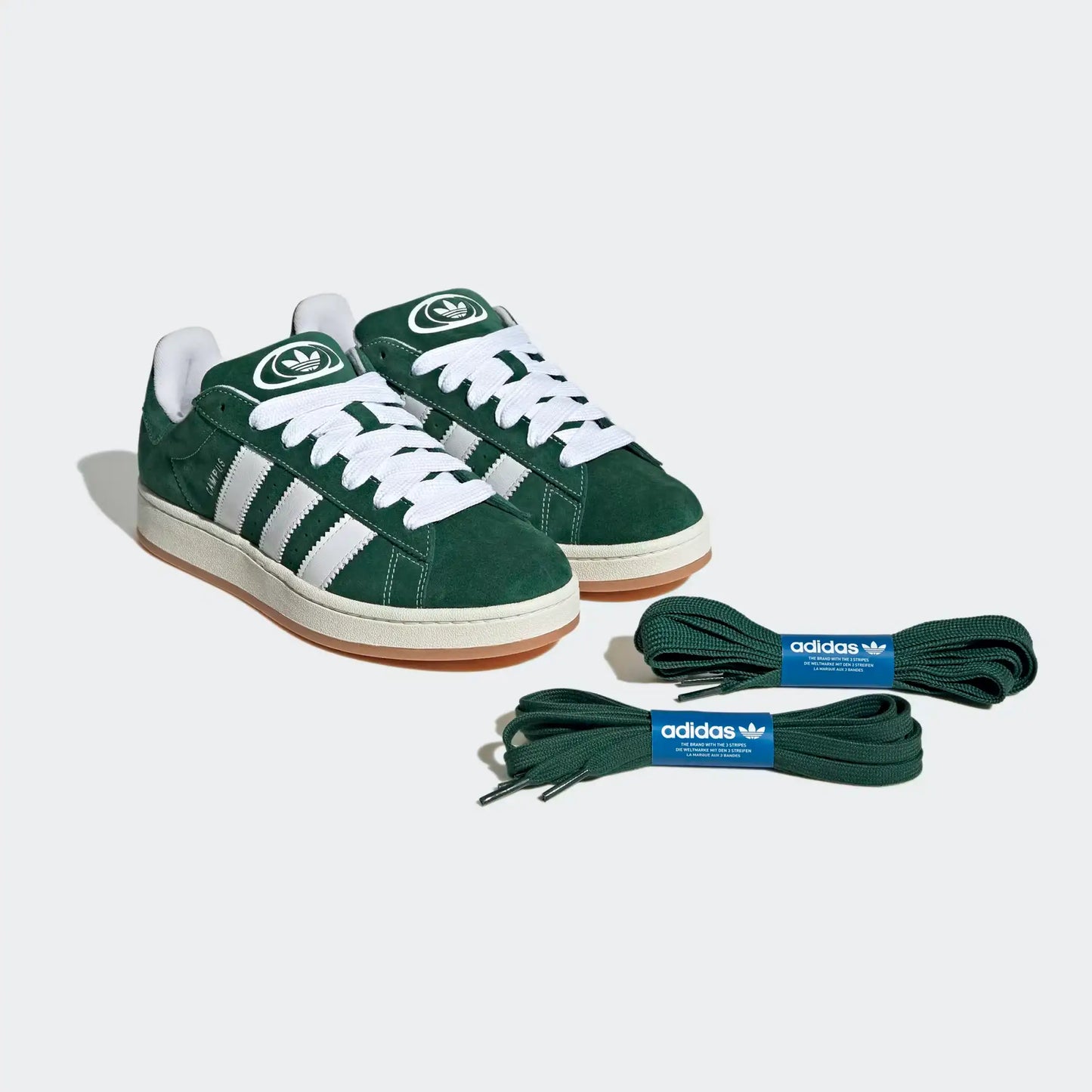 Adidas Campus 00s Dark Green Cloud White Par Visto de Frente com Cadarco Extra Verde