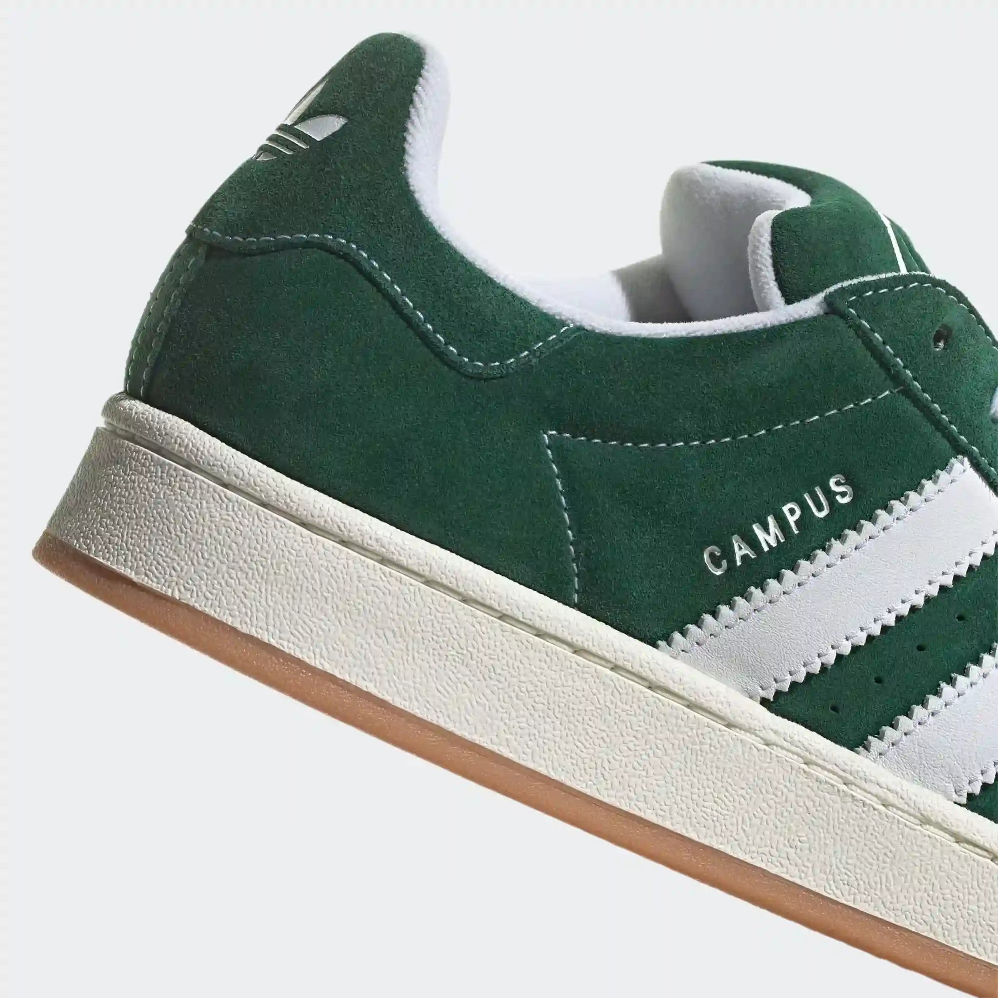 Adidas Campus 00s Dark Green Cloud White Parte Traseira em Detalhes